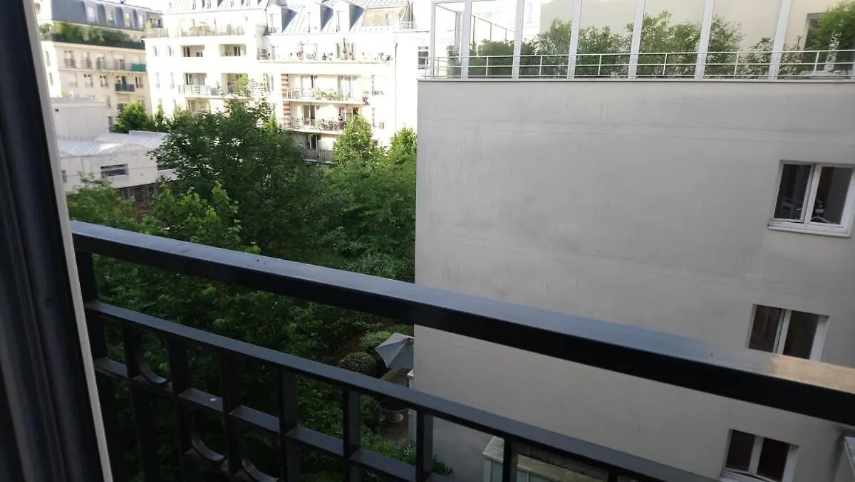 Studio Paris La Villette Cite Des Sciences